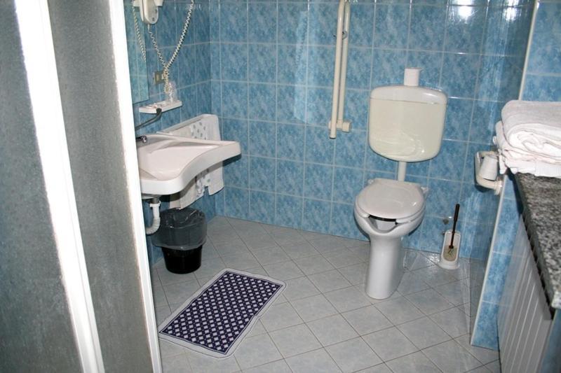 Hotel Beau Sejour أرفيير الغرفة الصورة